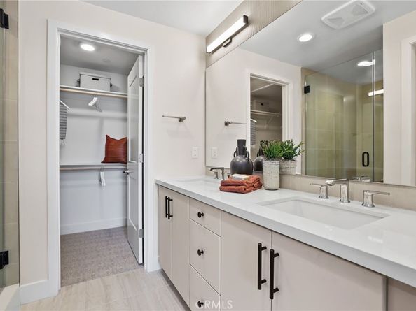 19051 Main Street 113, Huntington Beach CA 92648