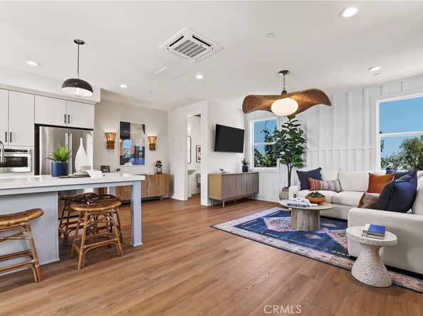 19051 Main Street 113, Huntington Beach CA 92648