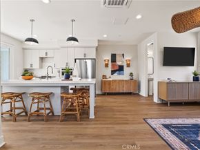19051 Main Street 113, Huntington Beach CA 92648