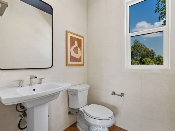 19051 Main Street 113, Huntington Beach CA 92648