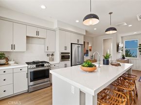 19051 Main Street 113, Huntington Beach CA 92648
