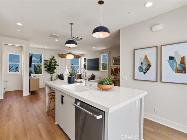 19051 Main Street 113, Huntington Beach CA 92648