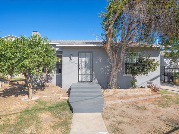 11010 Willowbrook Avenue, Los Angeles CA 90059
