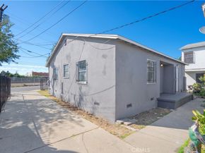 11010 Willowbrook Avenue, Los Angeles CA 90059