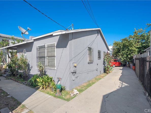 11010 Willowbrook Avenue, Los Angeles CA 90059