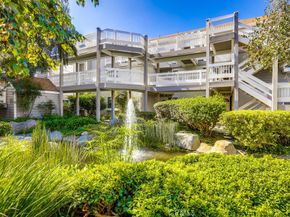 4682 Warner B102, Huntington Beach CA 92649