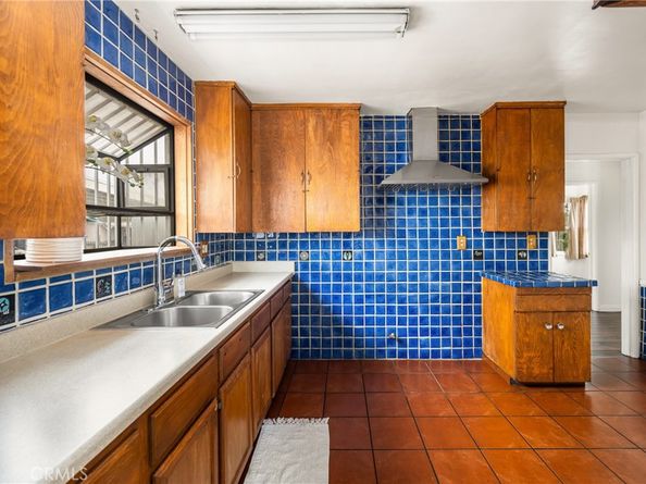 9085 Remick Avenue, Arleta CA 91331