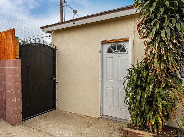 9085 Remick Avenue, Arleta CA 91331