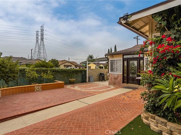 9085 Remick Avenue, Arleta CA 91331