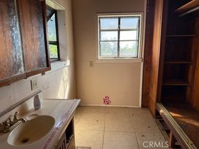 3130 N Mount Curve, Altadena CA 91001