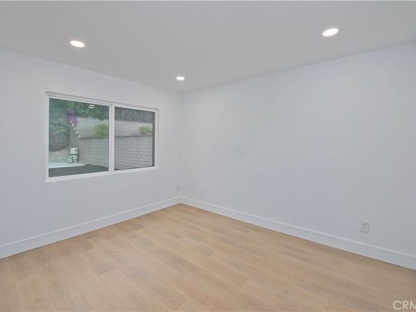 18611 Lassen, Northridge CA 91324