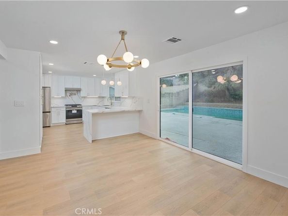 18611 Lassen, Northridge CA 91324