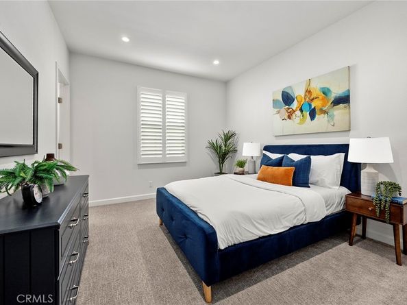 208 Canterbury, Irvine CA 92618