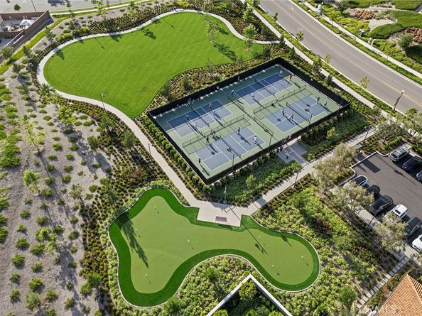 208 Canterbury, Irvine CA 92618