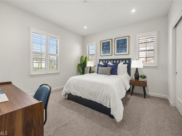 208 Canterbury, Irvine CA 92618