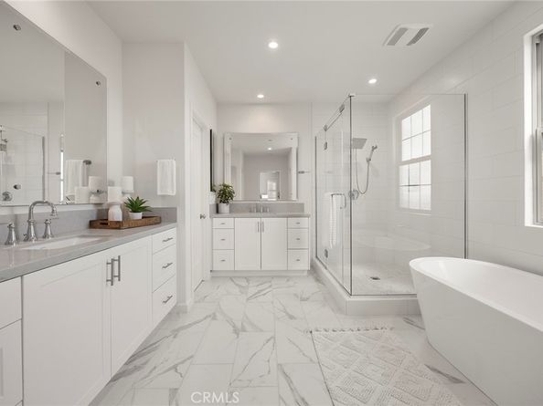 208 Canterbury, Irvine CA 92618