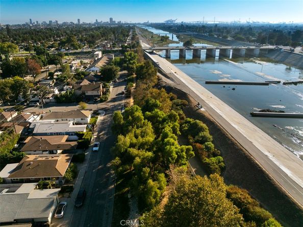 2716 De Forest, Long Beach CA 90806