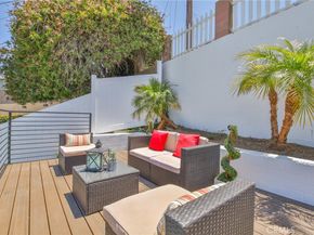 204 Via Colusa, Redondo Beach CA 90277