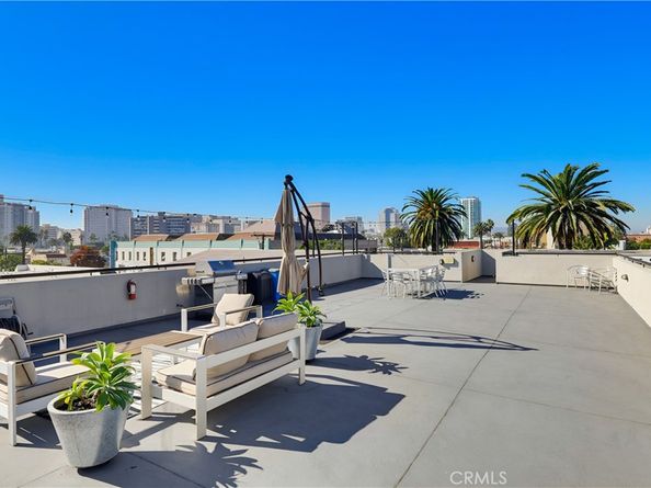 834 E 4th Street 29, Long Beach CA 90802