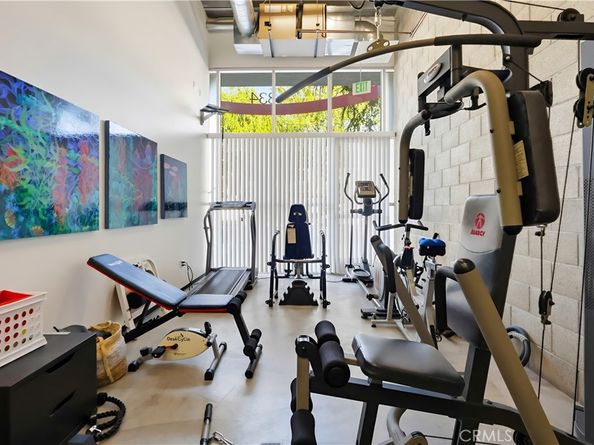 834 E 4th Street 29, Long Beach CA 90802