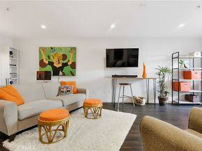 834 E 4th Street 29, Long Beach CA 90802