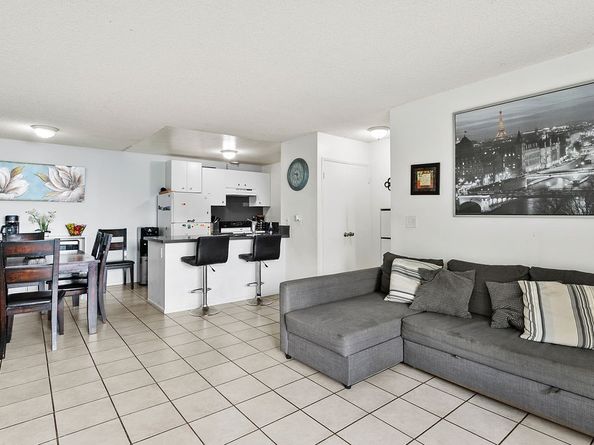 2521 W Sunflower Avenue R1, Santa Ana CA 92704