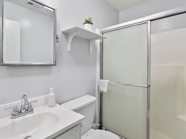 2521 W Sunflower Avenue R1, Santa Ana CA 92704