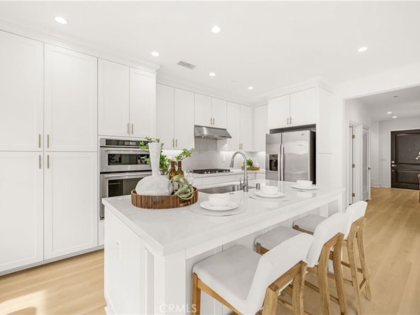 108 Oceano, Irvine CA 92602