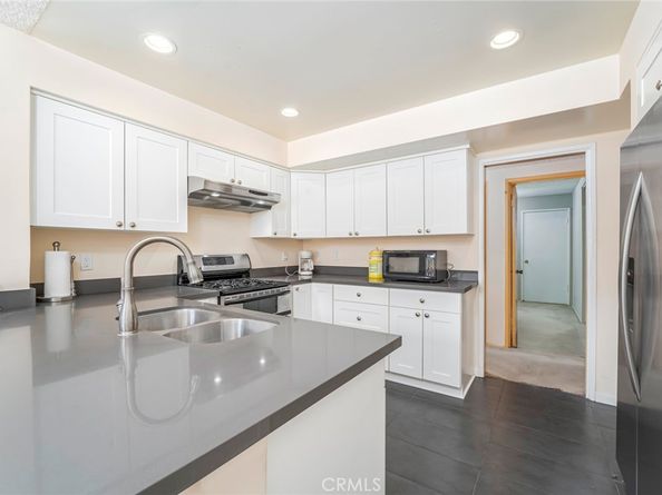 11503 Walcroft Street, Lakewood CA 90715