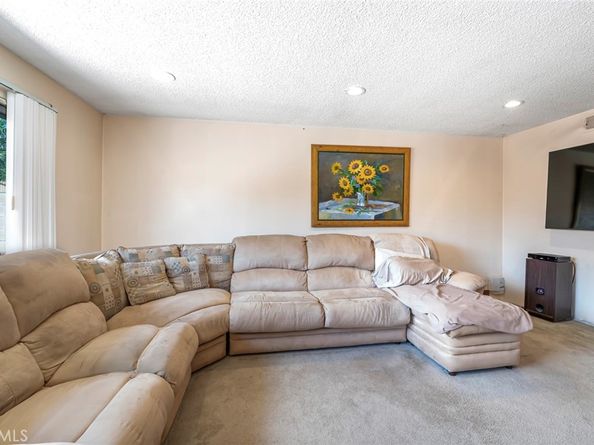 11503 Walcroft Street, Lakewood CA 90715