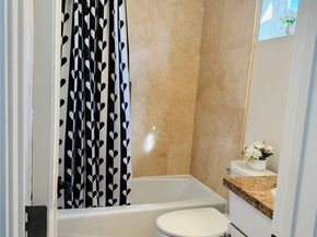 1055 Orizaba Avenue 6, Long Beach CA 90804