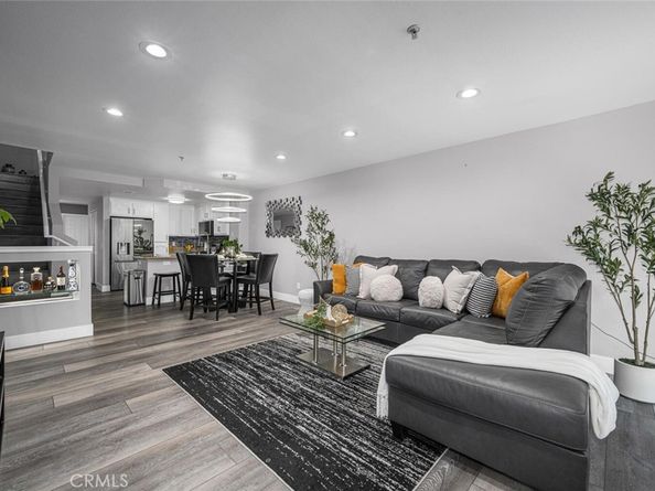 1211 E Carson Street 25, Carson CA 90745