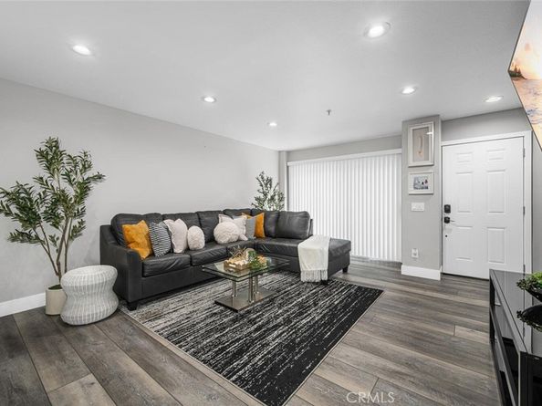 1211 E Carson Street 25, Carson CA 90745
