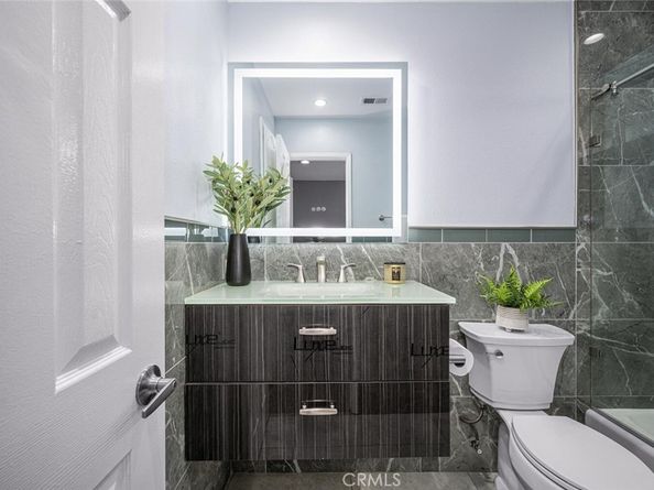 1211 E Carson Street 25, Carson CA 90745