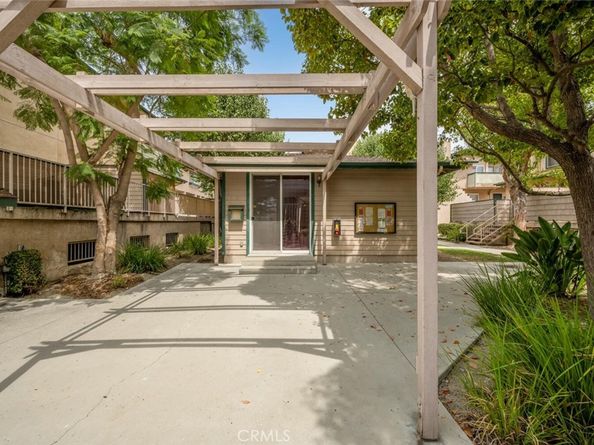 1211 E Carson Street 25, Carson CA 90745