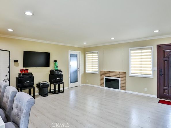 3120 W Ball Rd, Anaheim CA 92804