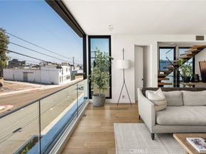 412 29th Street B, Newport Beach CA 92663