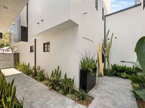 412 29th Street B, Newport Beach CA 92663