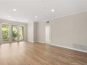 2243 Martin 217, Irvine CA 92612