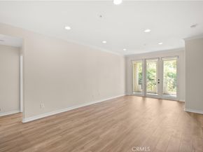 2243 Martin 217, Irvine CA 92612