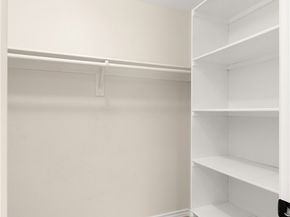 2243 Martin 217, Irvine CA 92612