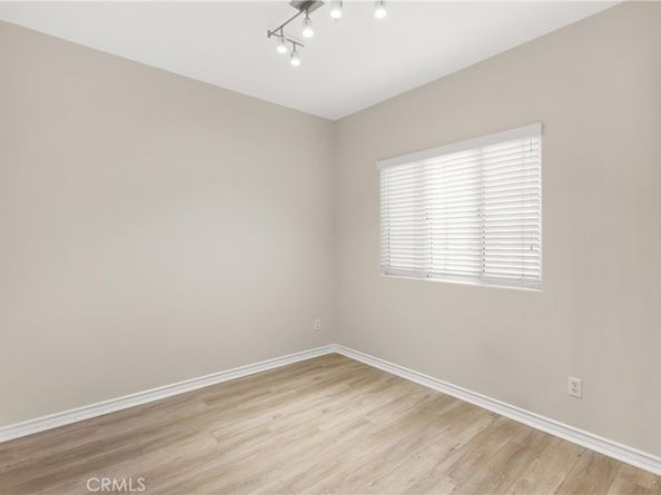 2243 Martin 217, Irvine CA 92612