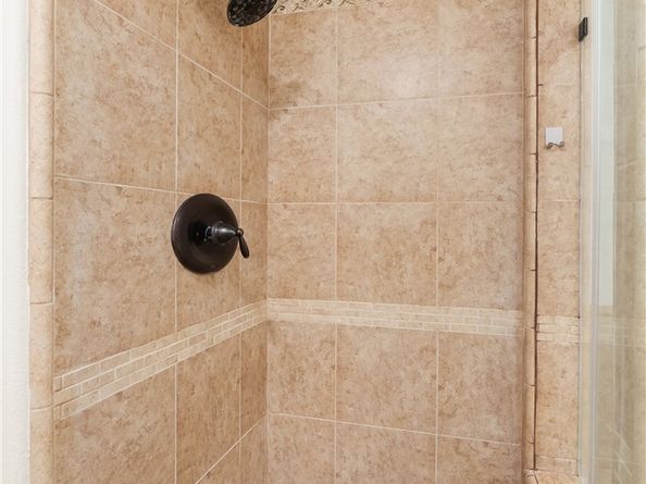 2243 Martin 217, Irvine CA 92612