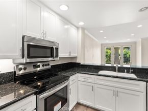 2243 Martin 217, Irvine CA 92612