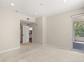 2243 Martin 217, Irvine CA 92612