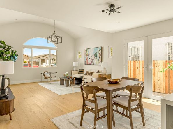 3009 S Norton Avenue, Los Angeles CA 90018