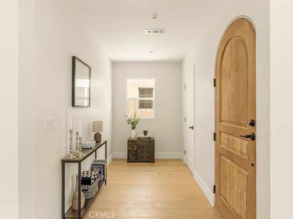 3009 S Norton Avenue, Los Angeles CA 90018