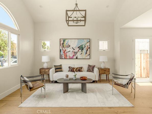 3009 S Norton Avenue, Los Angeles CA 90018