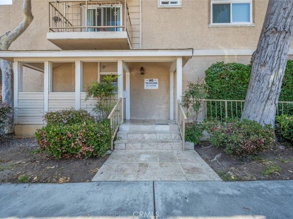 4701 E Anaheim Street 304, Long Beach CA 90804