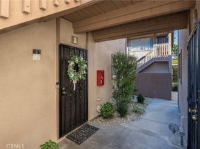 1082 Cabrillo Park A, Santa Ana CA 92701